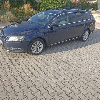 Volkswagen Passat B7 2.0 TDI 103kW DSG 2011