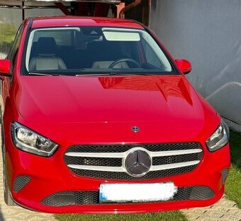 Mercedes Benz B 180