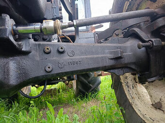 ponúkam kopletnu carraro naprava na zetor
