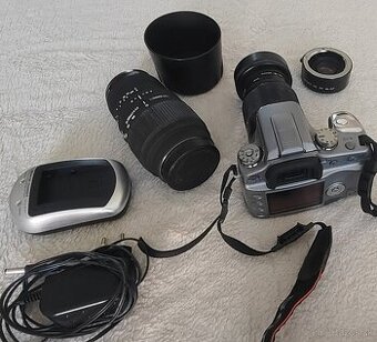 Zrkadlovka Sony Alpha 100 DSLR-A100 s príslušenstvom