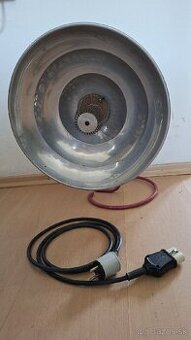 Starožitny ohrievač