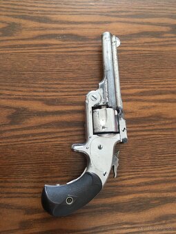 Historický revolver