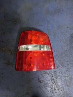 Ľavé zadné svetlo vw Touran 1