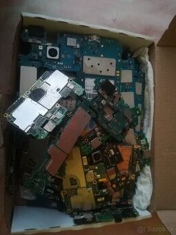 Predám základné dosky na telefóny