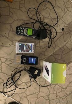 Predám tieto telefoni staré