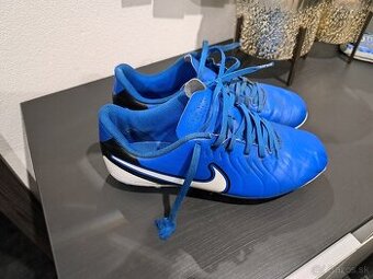 Detske kopačky Nike tiempo  37,5