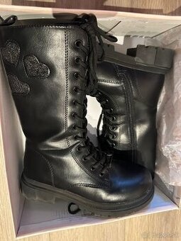 Zimné vysoké čižmy DeeZee 34