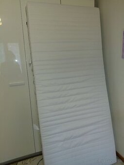 7-zónový matrac z komfortnej peny „Waves“, H2, 90 x 200 cm