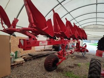 Predám pluhy 6 a 4 radličný