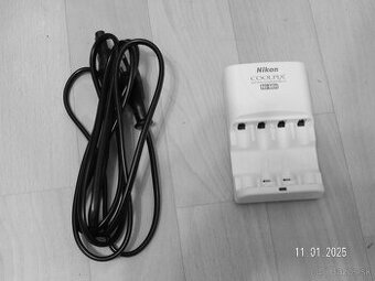 Nabíjačka pre NIKON 830