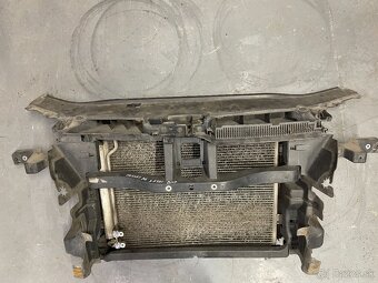 vw passat b6 naraznik stena chladičov vystuha dvere