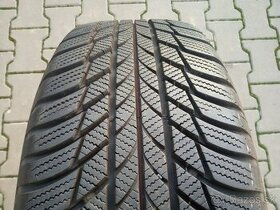 Zimné pneu Bridgestone Blizzak LM001 215/55 R17