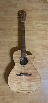 Elektro-akustická gitara
