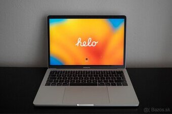 MacBook Pro (13 palcový, 2017, Dva Thunderbolt 3)
