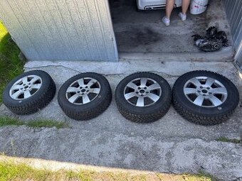 Pred elektróny R15 5x112 s zimnými gumami