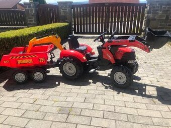 Šľapací traktor s nakladačom, bagrom a vlečkou