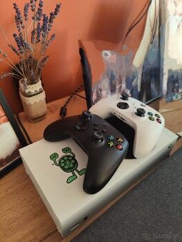 Xbox Series S 2x joystick