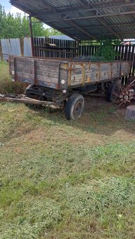 BBS 5t vlečka za traktor