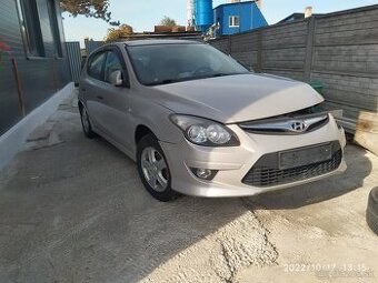 HYUNDAI I30,r.2012