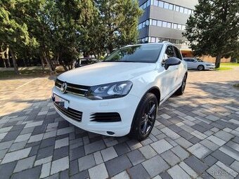 Ponúkam Touareg 4.2 TDI Top Výbava