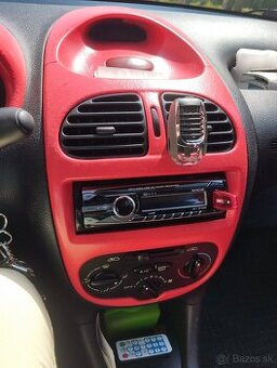 Predám Peugeot 206.