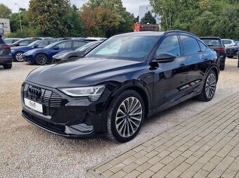 AUDI E-TRON 50 QUATTRO S LINE, 230KW, BLACK STYLING PACKAGE