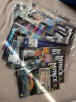 Mince a bankovky sveta