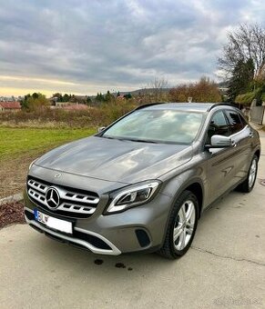 Mercedes GLA 180 TOP STAV