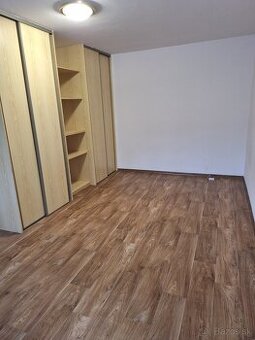 Predám 1 izbový byt na Podborovej