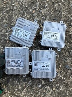 rididici jednotka LED svetlometu 992941571AH