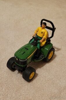 Bruder mini traktor John Deere s figurkou