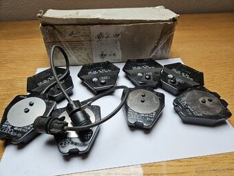 Brzdové platničky A8 D2 4D0698151R