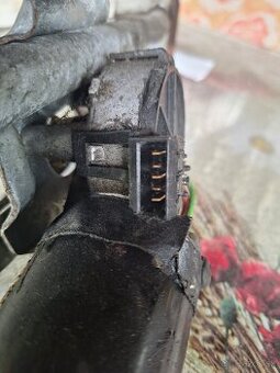 octavia 1 motorcek stieracov aj s pantografom