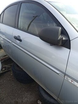 Pravé predné dvere Hyundai accent