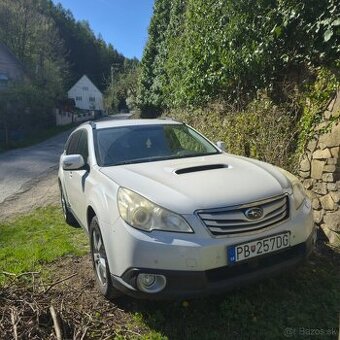 Predám Subaru outback 2.0D