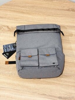 NOVÝ Ruksak na notebook PKG Concord Laptop 15" Light Grey