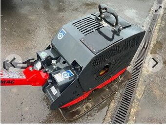 Vibračná doska Bomag