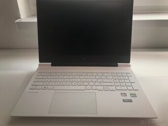 Victus Laptop by HP 16-e0004nc
