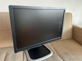 Predám monitor HP L2245wg – 22", pivot, výškovo nastaviteľn