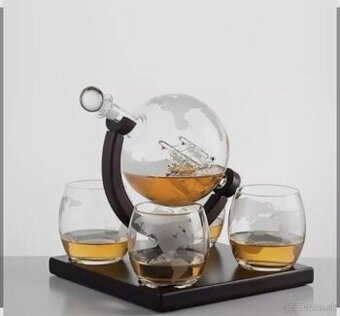 Darčeková sada na Whiskey poháre, decanter 850ML