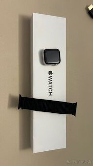 Apple Watch SE (2 generácia) 40 mm