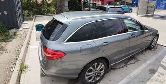 Mercedes benz c trieda 220d 4matic