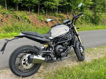 Benelli Leoncino 800