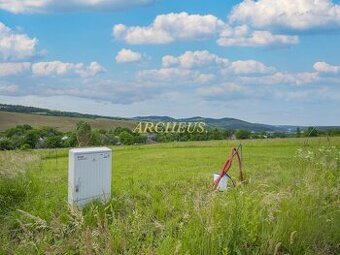 POZEMOK NA VÝSTAVBU RD, PETROVCE, 881m2