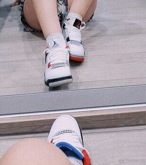 Predám Jordan Retro 4 „What The”