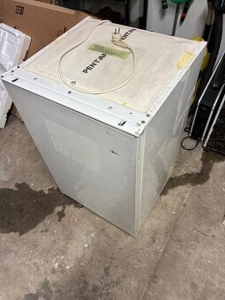 Vstavaná chladnička Electrolux – 20 €