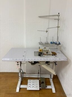 Predám overlock Siruba 757