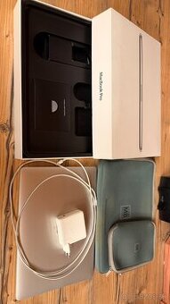 Predam macbook Pro 15" 2016 16gb 500GB Space Gray TOP STAV