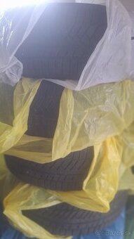 235 45 R20 Pneu continental winter contact zimná