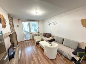 Darujem dva rozkladacie gauce za odvoz.